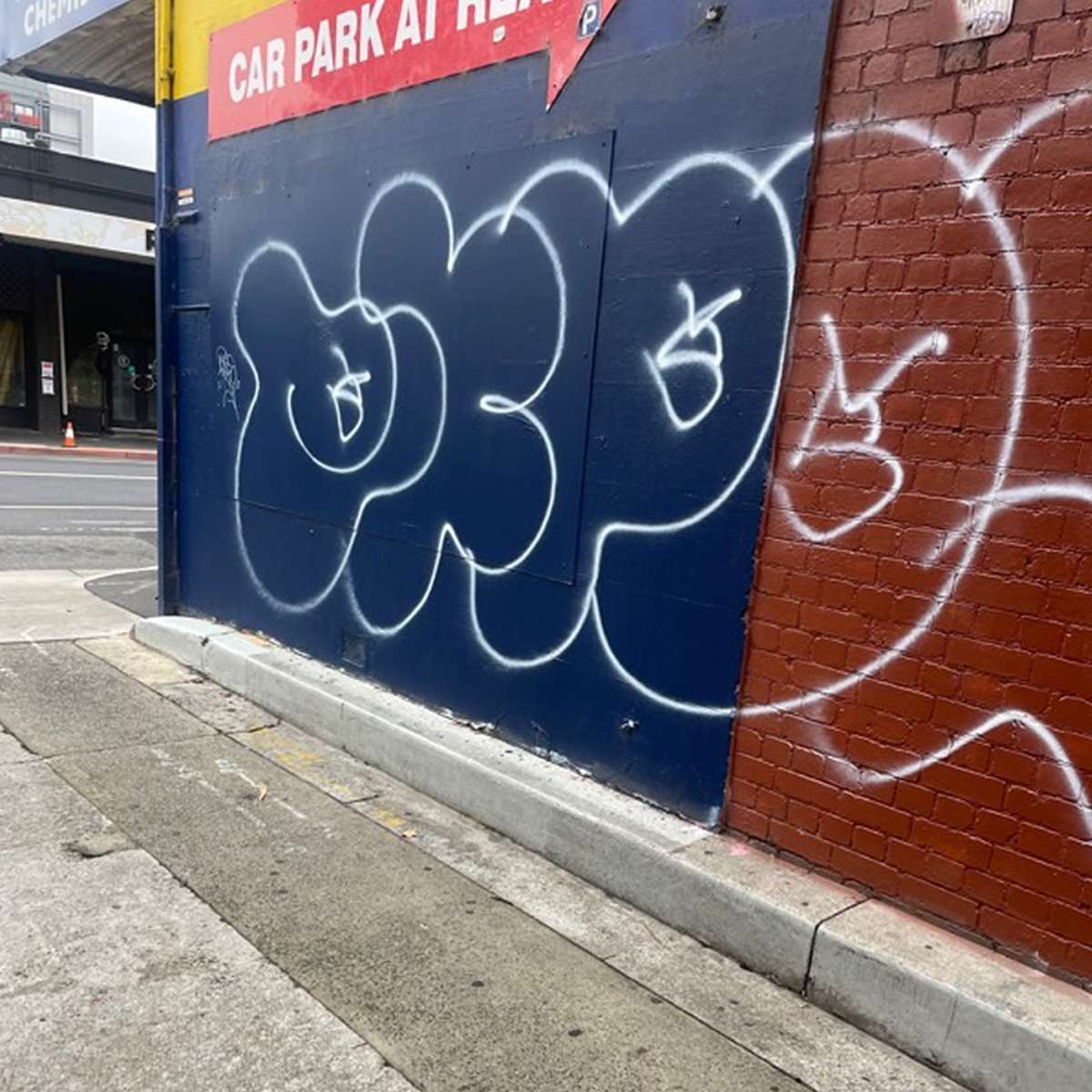 G8
